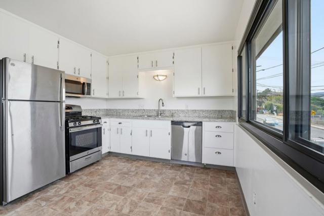 1115 Spruce Street, Millbrae CA: https://media.crmls.org/mediaz/1f3fec2a-09cc-461f-8904-1c5154e62631.jpg