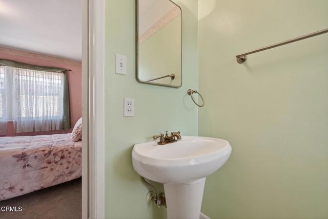 Detail Gallery Image 14 of 27 For 622 E Poplar St, Oxnard,  CA 93033 - 3 Beds | 3 Baths