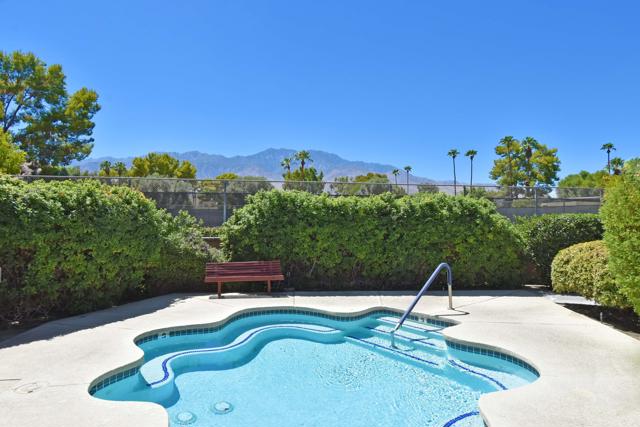 2217 Los Patos Drive, Palm Springs CA: https://media.crmls.org/mediaz/1f42aa82-bc19-4332-9127-067b092afc6c.jpg