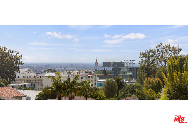 6856 Los Altos Place, Los Angeles CA: https://media.crmls.org/mediaz/1f42e4da-6fb9-4782-9132-785415475132.jpg