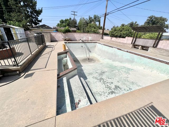 425 Birmingham Road photo 2