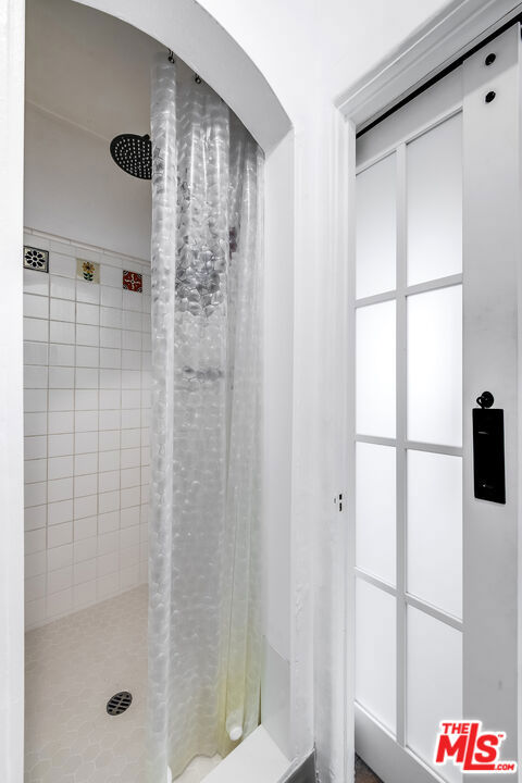1205 N Beverly Glen Boulevard, Los Angeles CA: https://media.crmls.org/mediaz/1f468f34-5164-4a6b-9404-56b09c13b1ed.jpg