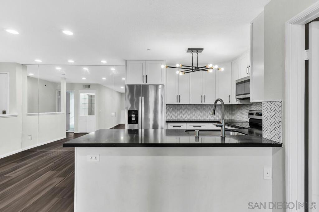 850 State St - photo 7