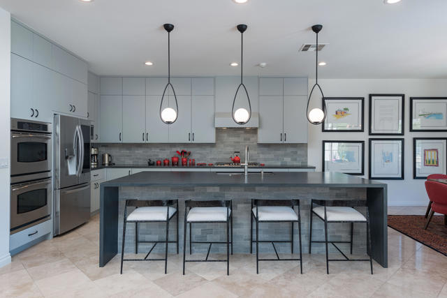 1615 Savvy Court, Palm Springs CA: https://media.crmls.org/mediaz/1f47c303-75d1-4d28-9402-8a817773fa97.jpg