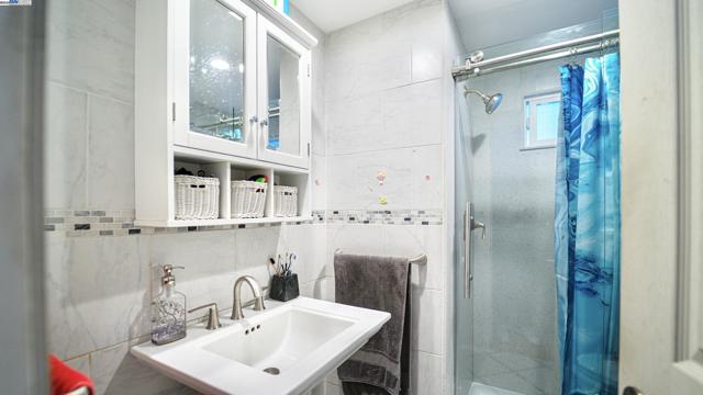 Image 8 of 13 For 1542 Balein Ct