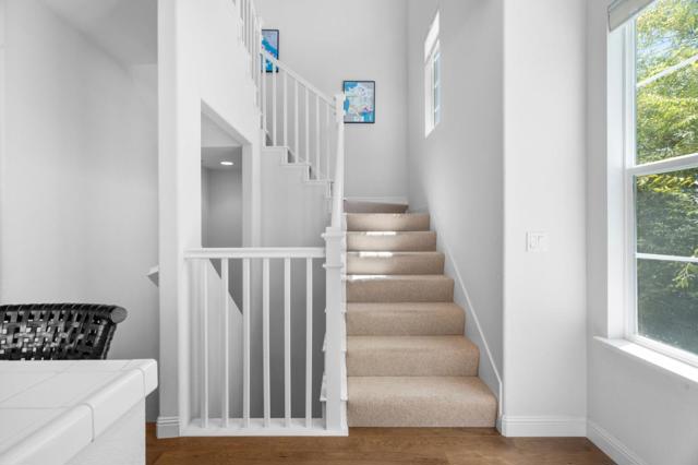 641 Turnbuckle Drive, Redwood City CA: https://media.crmls.org/mediaz/1f4b0b1c-b992-45a0-8606-c3d86632ecba.jpg