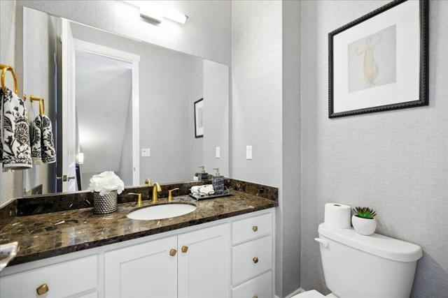 324 Cherokee Loop, Mountain View CA: https://media.crmls.org/mediaz/1f4b2fad-0c14-453a-8b82-2feec2200f8a.jpg