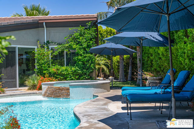 2160 N Hermosa Drive, Palm Springs CA: https://media.crmls.org/mediaz/1f4bb513-e94b-488b-bddb-6f4899b111a0.jpg