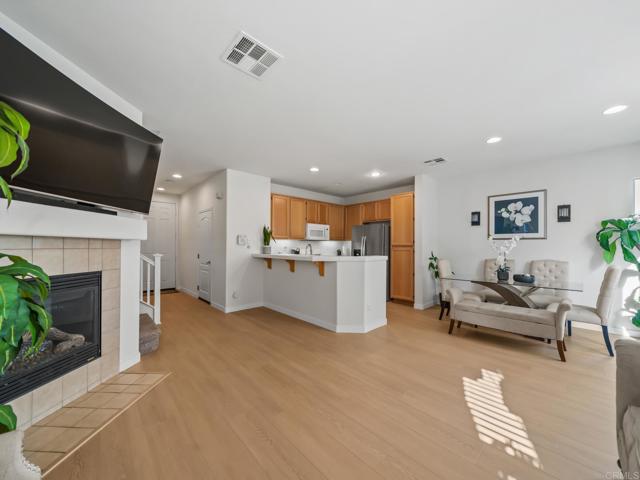 Detail Gallery Image 9 of 40 For 3416 Paseo De Fuentes, National City,  CA 91950 - 3 Beds | 2/1 Baths