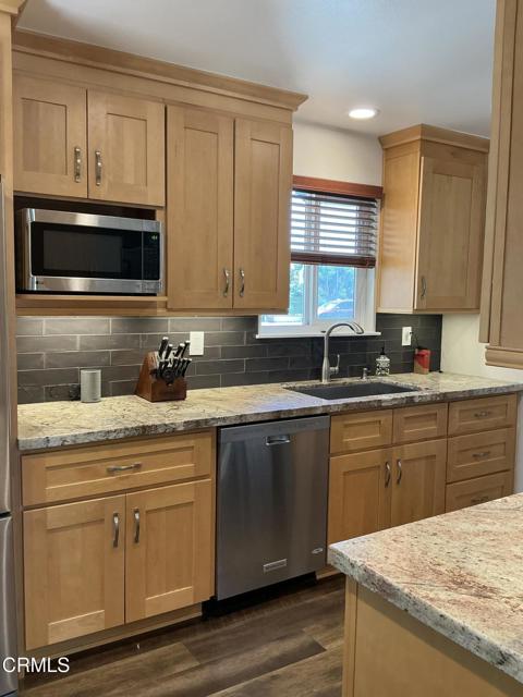 285 Second Street, Moorpark CA: https://media.crmls.org/mediaz/1f4e145f-1f5c-4bba-9ddf-dfe2e1e62596.jpg