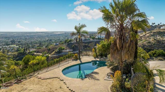 Detail Gallery Image 9 of 26 For 520 E Highland Dr, Camarillo,  CA 93010 - – Beds | – Baths