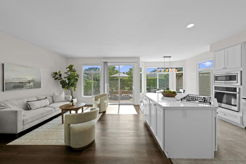 MLS #250033731SD img 6