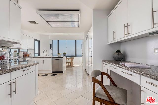 10724 Wilshire Boulevard, Los Angeles CA: https://media.crmls.org/mediaz/1f4eb980-667d-4229-b25a-da498afd8da0.jpg