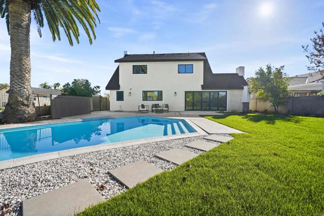 Detail Gallery Image 30 of 34 For 24611 Spadra Ln, Mission Viejo,  CA 92691 - 3 Beds | 4 Baths