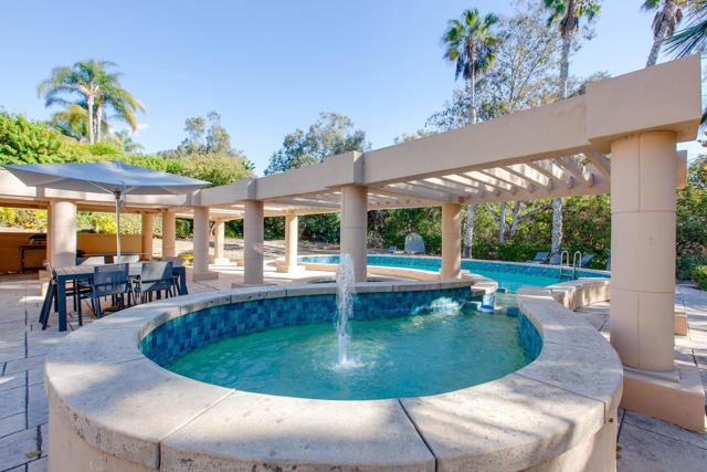 17770 Calle Mayor, Rancho Santa Fe, California 92067, 5 Bedrooms Bedrooms, ,7 BathroomsBathrooms,Single Family Residence,For Sale,Calle Mayor,250018090SD