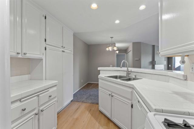 Detail Gallery Image 13 of 29 For 11315 Affinity Ct #148,  San Diego,  CA 92131 - 2 Beds | 2 Baths