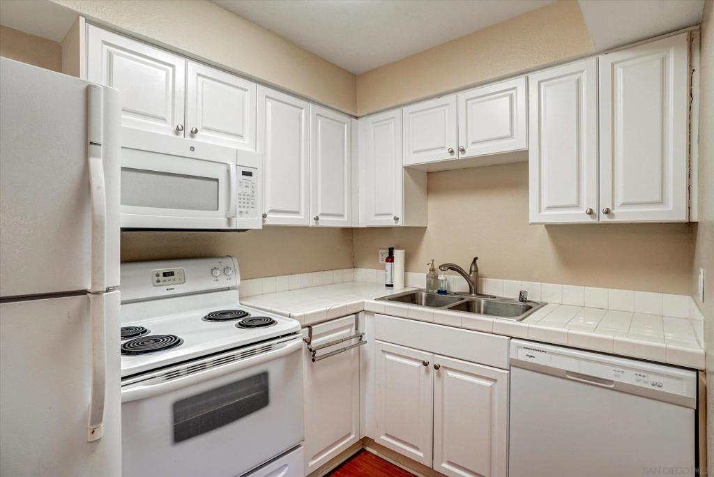 6955 Alvarado - photo 8