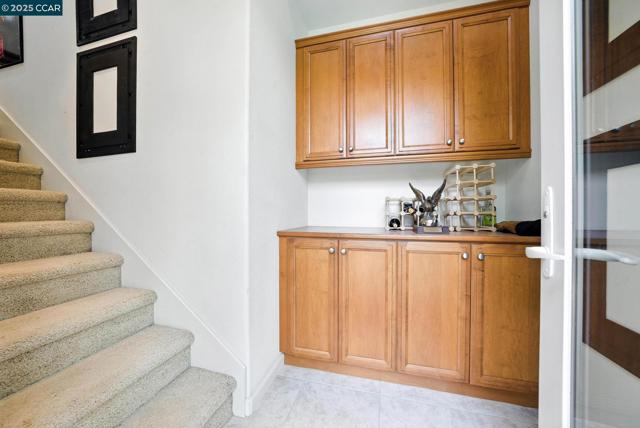630 Oscar St, Vallejo CA: https://media.crmls.org/mediaz/1f513bee-2ef0-4d9f-a7ed-5ba2b3cddd3b.jpg