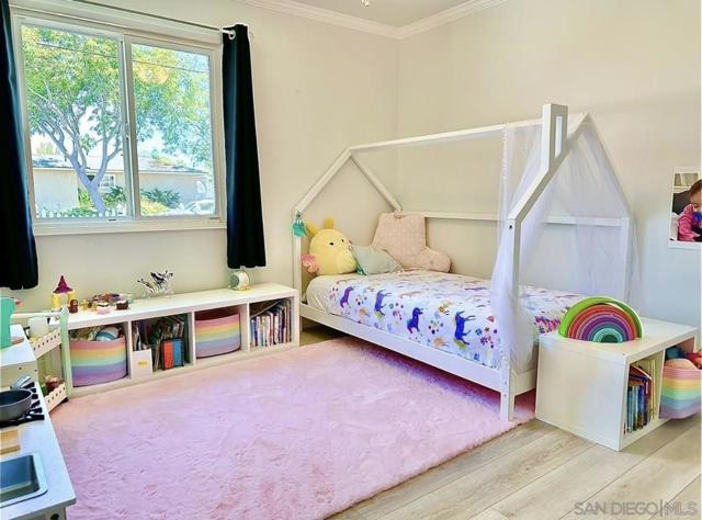 4838 Mount Saint Helens Dr, San Diego CA: https://media.crmls.org/mediaz/1f51cda5-6440-40cf-bdde-2614c0c4a476.jpg