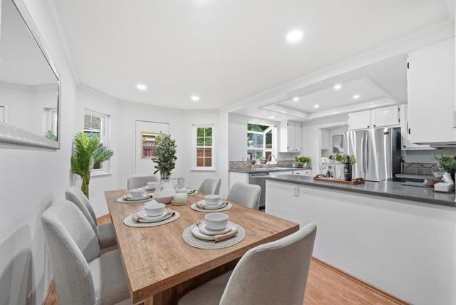 38 Devonshire Avenue, Mountain View CA: https://media.crmls.org/mediaz/1f5228e5-b2cf-42f1-8033-3b5f20d509b4.jpg