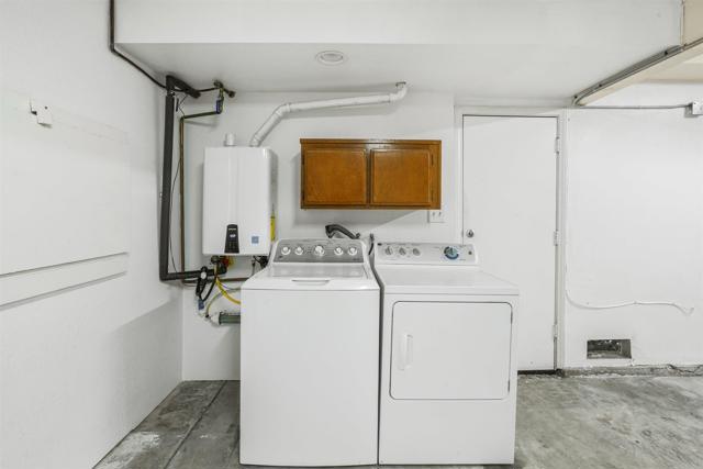 915 Lake Ridge Drive, San Marcos CA: https://media.crmls.org/mediaz/1f53eaf2-f2cb-4eb1-be93-6ab7fe65e9f0.jpg