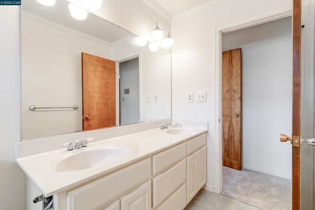 6180 HILLSIDE DRIVE, El Sobrante CA: https://media.crmls.org/mediaz/1f54c69d-8da5-4205-9cb4-dc40968d400a.jpg
