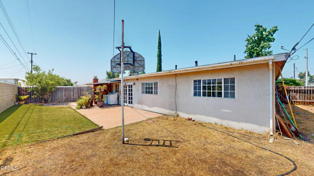 9575 Bolton Avenue, Montclair CA: https://media.crmls.org/mediaz/1f550911-efba-43ce-8668-4951fccafe38.jpg