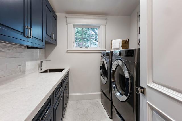 132 Elm Avenue, Burlingame CA: https://media.crmls.org/mediaz/1f55507f-6af6-42fb-a496-0fc69746234c.jpg