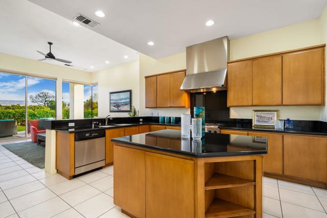 158 Loch Lomond Road, Rancho Mirage, CA 92270