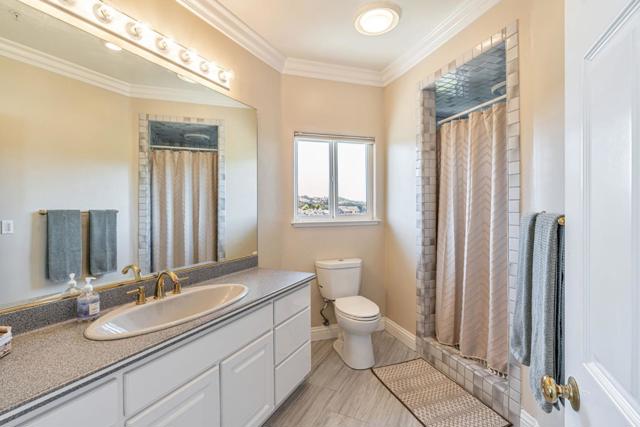 25061 Hidden Mesa Court, Monterey CA: https://media.crmls.org/mediaz/1f55c0c0-872f-43e0-a855-d6574ce85d3e.jpg