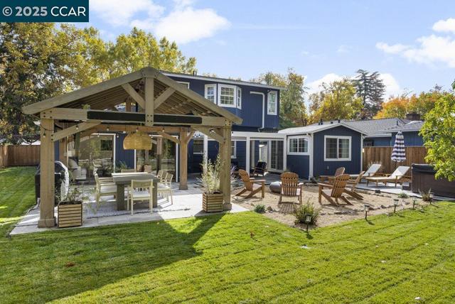 1806 Newell Ave, Walnut Creek CA: https://media.crmls.org/mediaz/1f576318-4941-4bdf-a3ba-e6223189a16d.jpg