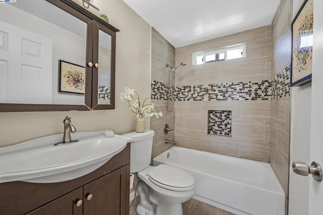 Image 25 of 52 For 2038 Boca Raton St