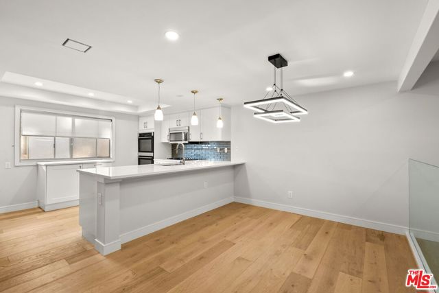 4771 La Villa Marina, Marina del Rey CA: https://media.crmls.org/mediaz/1f595e56-a2f0-4c03-ac9e-5642e3901214.jpg