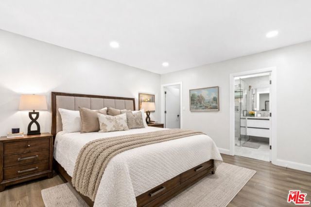 18912 Pasadero Drive, Tarzana CA: https://media.crmls.org/mediaz/1f5a9f1e-cf55-4c83-872d-f33d610de308.jpg