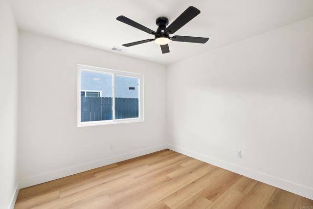 Image 24 of 33 For 9037 Pelton Court