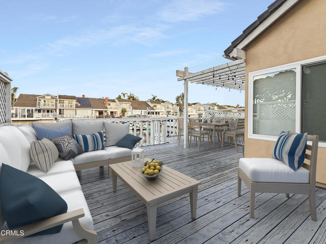 Detail Gallery Image 26 of 33 For 2010 Kingsbridge Way, Oxnard,  CA 93035 - 4 Beds | 3 Baths