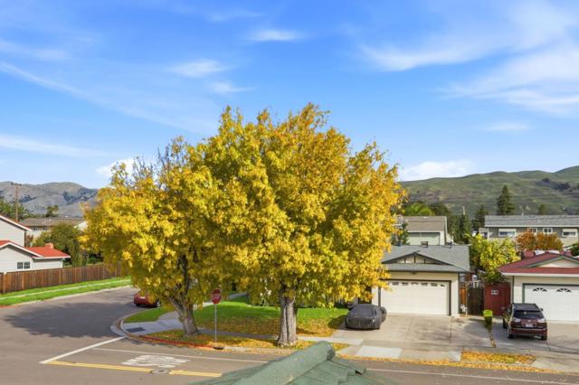 2045 Treewood Lane, San Jose CA: https://media.crmls.org/mediaz/1f5ce469-7730-47aa-859a-2cc3392c80b5.jpg