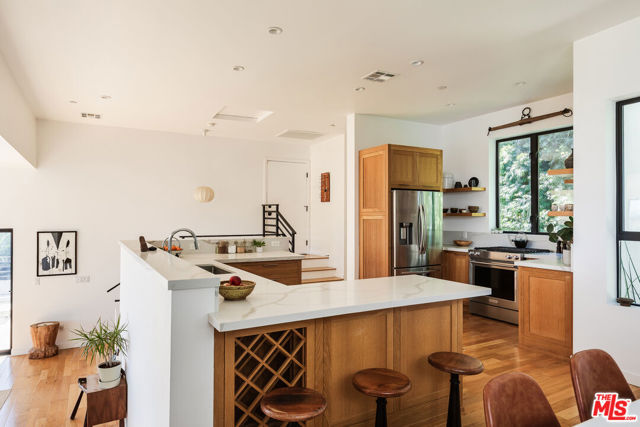 Image 8 of 38 For 4052 Jennings Drive