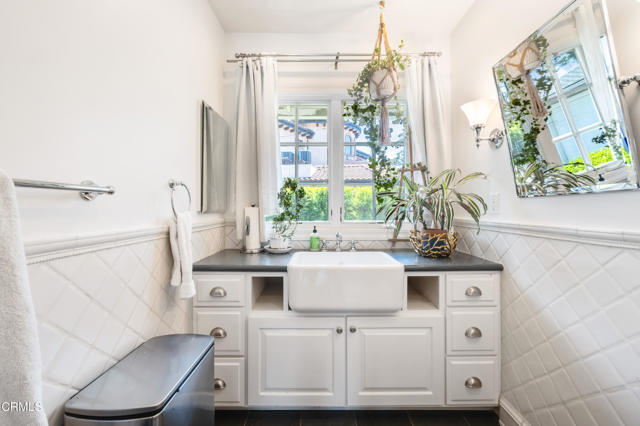 Detail Gallery Image 41 of 69 For 9670 Crystal View Dr., Tujunga,  CA 91042 - 3 Beds | 2 Baths