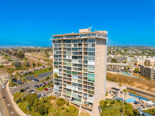 Image 40 of 49 For 1200 Harbor Drive D6