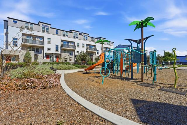 Image 31 of 32 For 1985 Mahuron