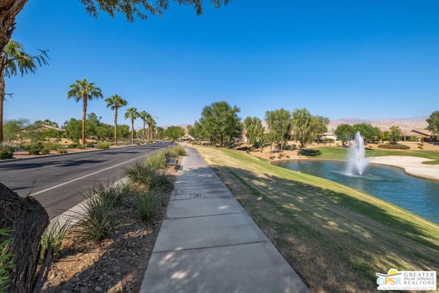 81091 Avenida Colonias, Indio CA: https://media.crmls.org/mediaz/1f6255d2-3b36-400a-ae1e-0297695f3665.jpg