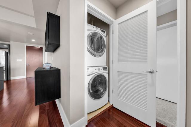 88 E San Fernando Street, San Jose CA: https://media.crmls.org/mediaz/1f631ab0-864b-4324-8a1b-fe44ecc4f55f.jpg