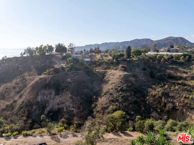 Drew Fenton | 425 Puerto Del Mar Pacific Palisades CA | MLS: 7438999