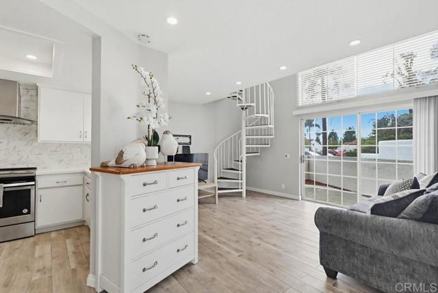 Detail Gallery Image 3 of 29 For 753 Eastshore #127,  Chula Vista,  CA 91913 - 1 Beds | 1/1 Baths