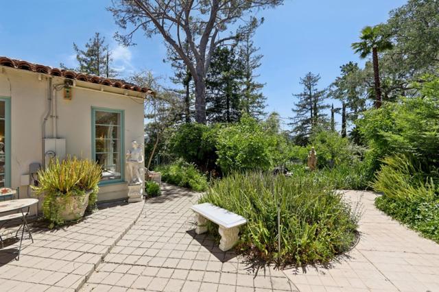 18211 Saratoga Los Gatos Road, Monte Sereno CA: https://media.crmls.org/mediaz/1f65f3c8-37d0-4d23-a47e-fa739cf811a0.jpg