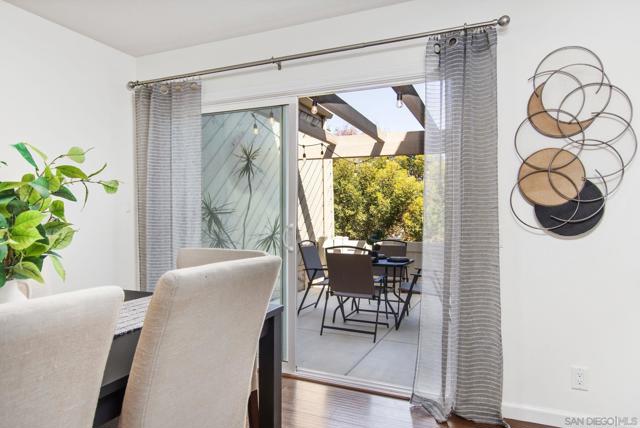 5637 Lake Murray Blvd, La Mesa CA: https://media.crmls.org/mediaz/1f669b79-a6e4-4a2c-be37-593ae8d3a3b0.jpg
