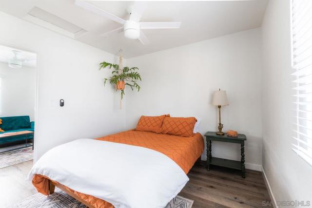 2948 50 Franklin Ave, San Diego CA: https://media.crmls.org/mediaz/1f66f973-12c2-4fb3-8151-f0ce631ecb6a.jpg