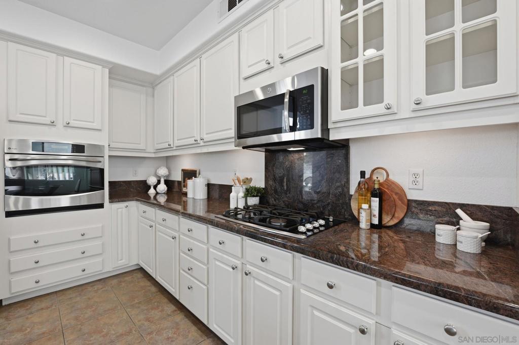 2642 West Canyon Ave - photo 8