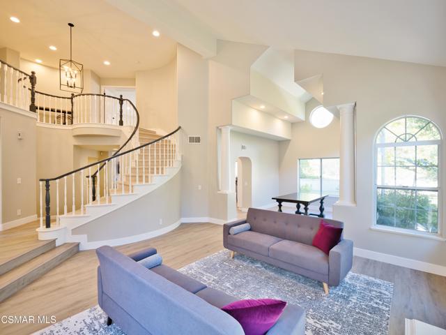 2461 Kirsten Lee Drive, Westlake Village CA: https://media.crmls.org/mediaz/1f677372-77d5-4ae0-a255-e846b8e094c1.jpg